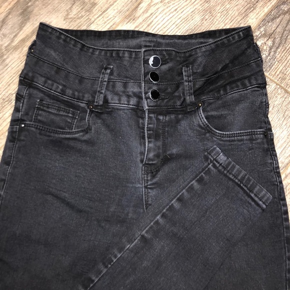 don’t wear - Picture 2 of 2